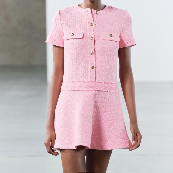 BLOGGERS FAV ZARA TEXTURED WEAVE STRUCTURED DRESS - Picture 2 of 6